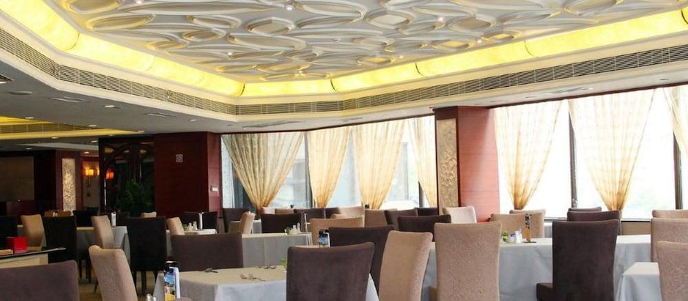 Rosedale Hotel & Suites Guangzhou - Free Shuttle Bus To Canton Fair Exterior photo