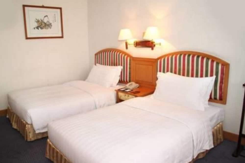 Rosedale Hotel & Suites Guangzhou - Free Shuttle Bus To Canton Fair Exterior photo