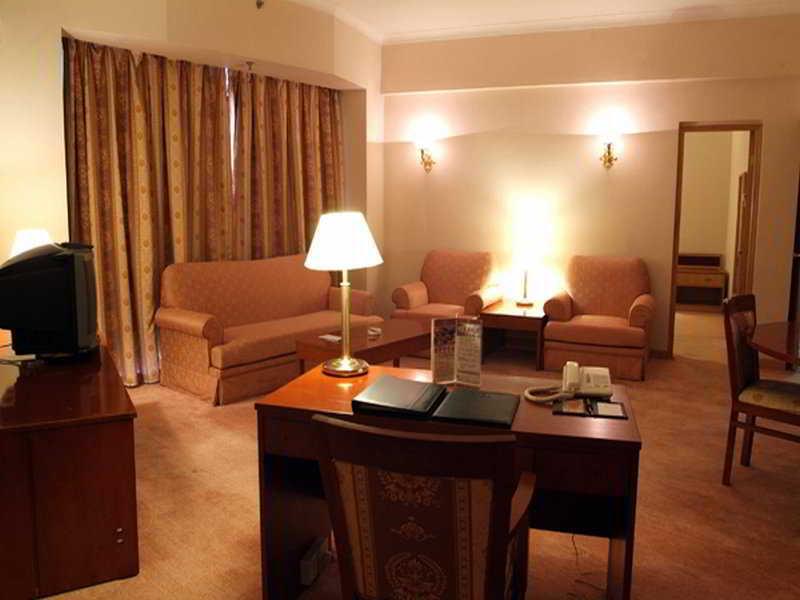Rosedale Hotel & Suites Guangzhou - Free Shuttle Bus To Canton Fair Exterior photo