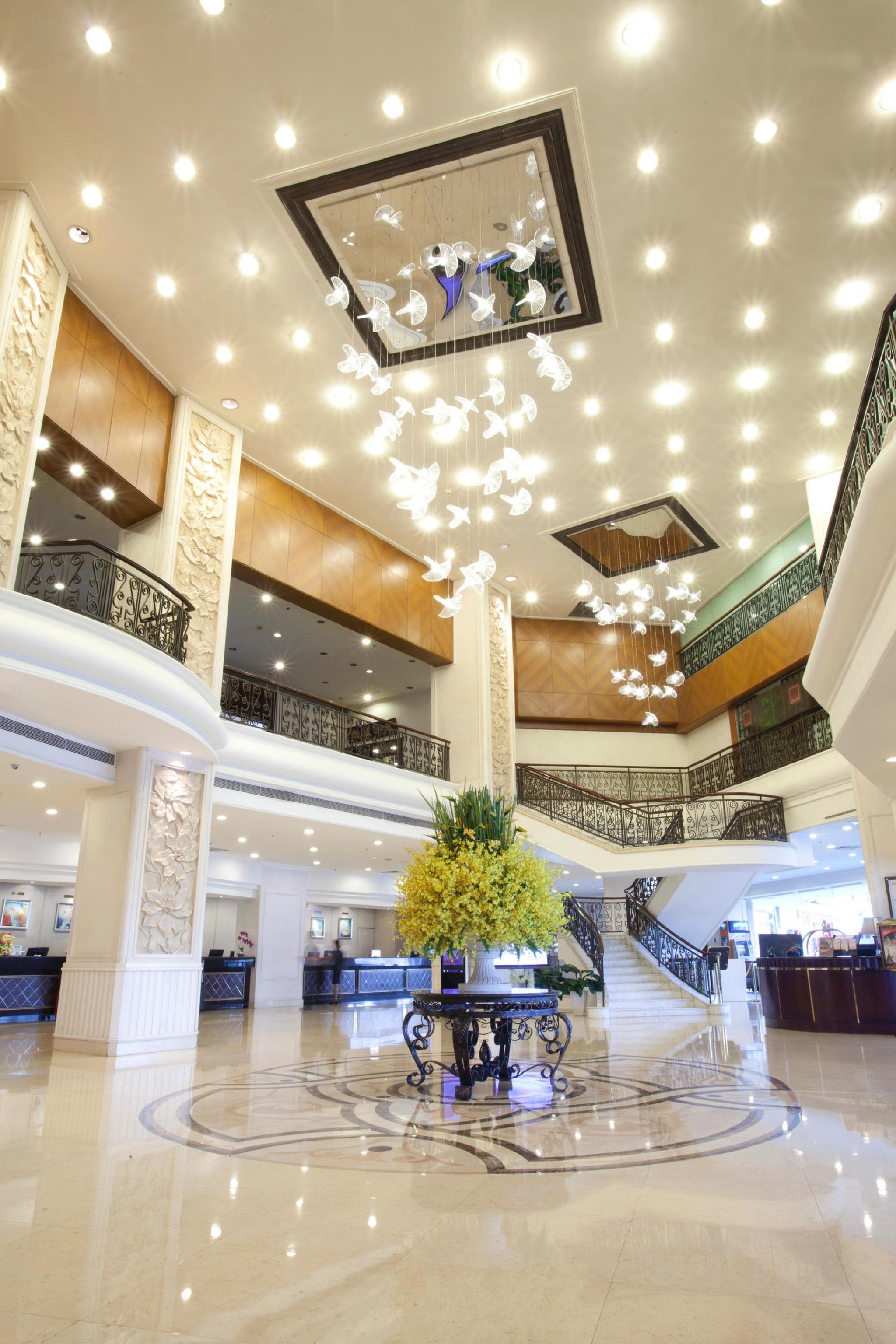 Rosedale Hotel & Suites Guangzhou - Free Shuttle Bus To Canton Fair Exterior photo