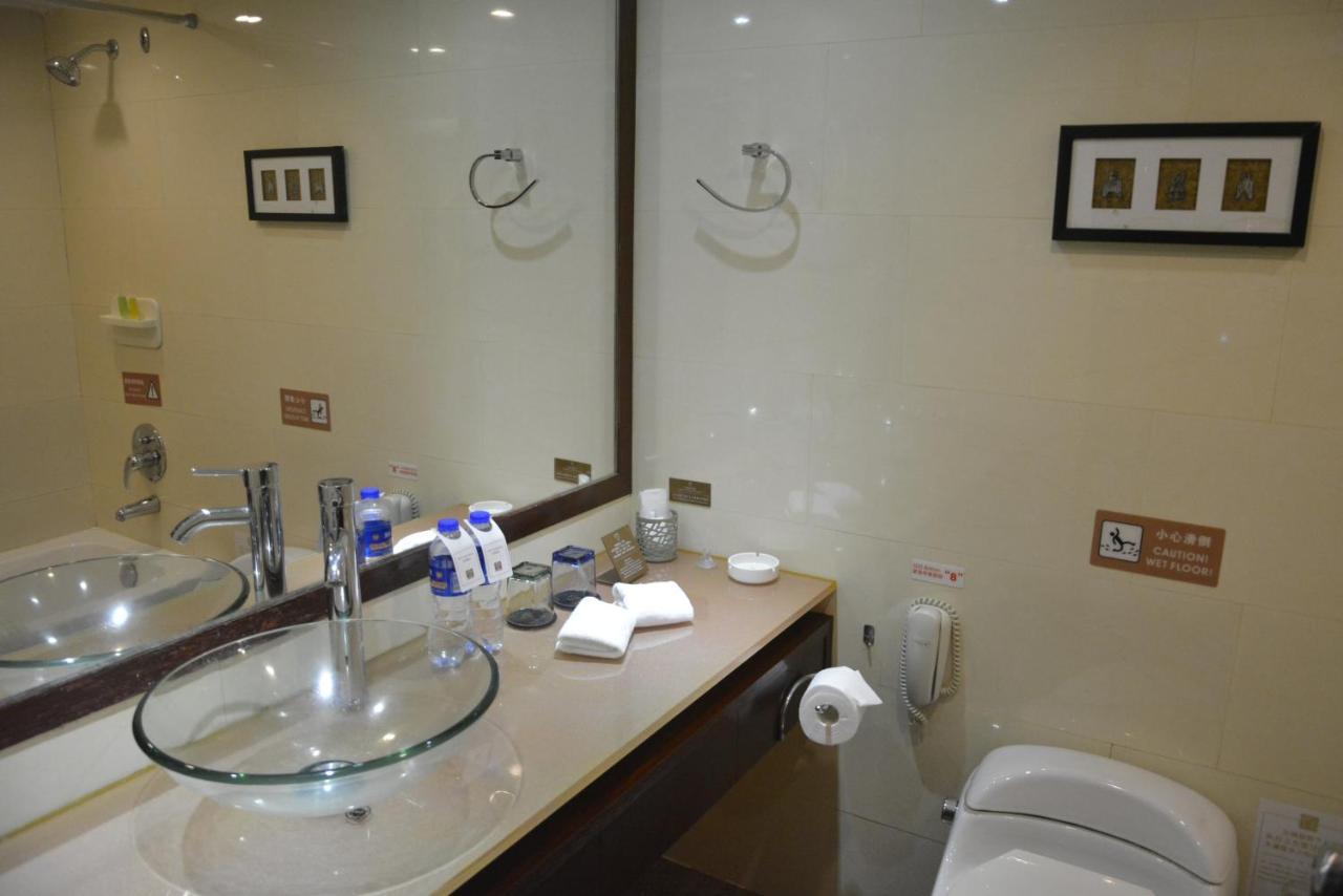 Rosedale Hotel & Suites Guangzhou - Free Shuttle Bus To Canton Fair Exterior photo