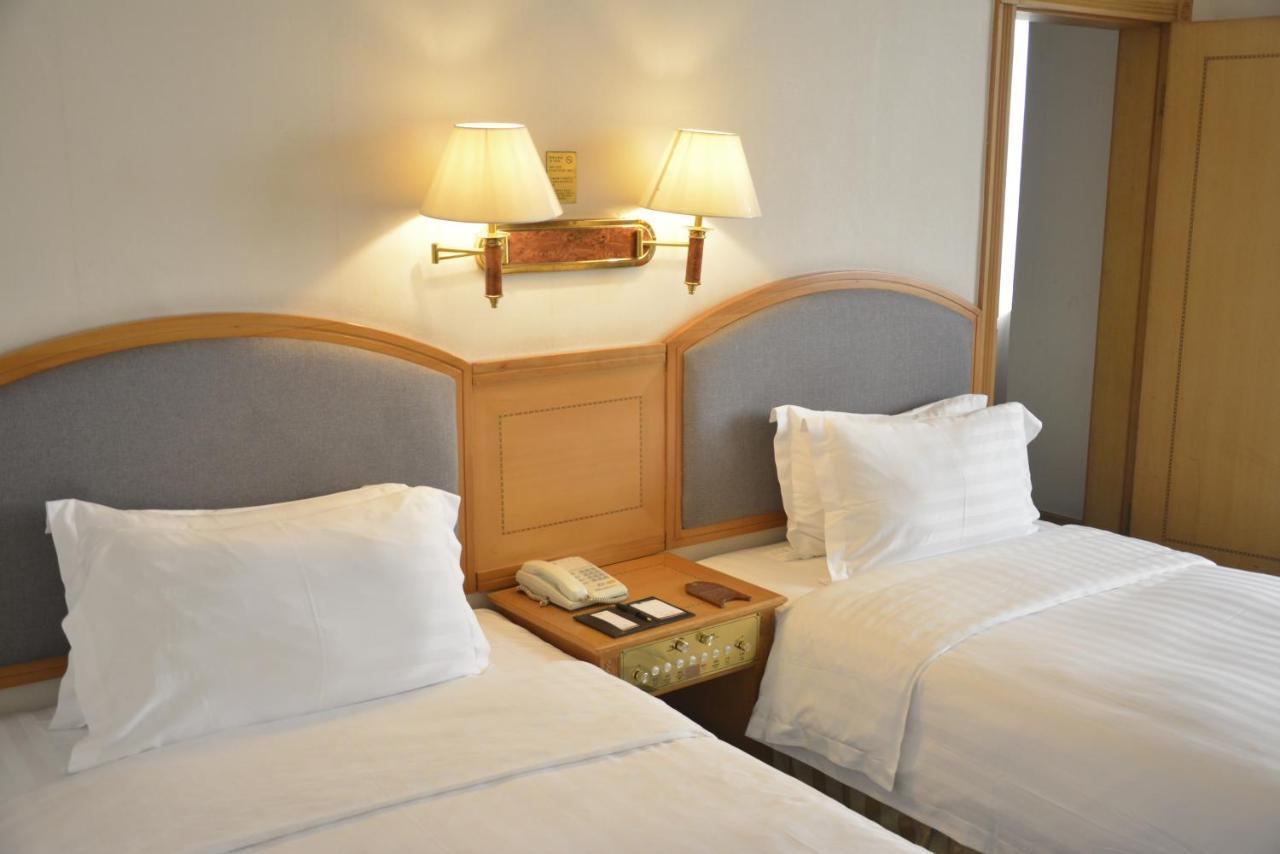 Rosedale Hotel & Suites Guangzhou - Free Shuttle Bus To Canton Fair Exterior photo