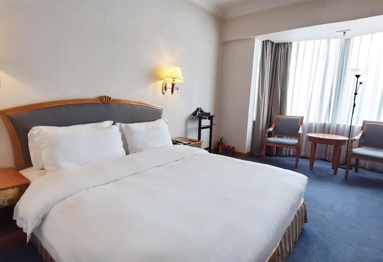 Rosedale Hotel & Suites Guangzhou - Free Shuttle Bus To Canton Fair Exterior photo
